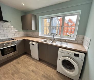 2 bedroom maisonette to rent - Photo 4