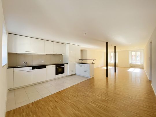 For rent - Beautiful 4-room apartment in Fleurier - Photo 1