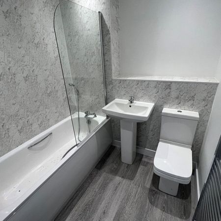 Avenue Road - Photo 4