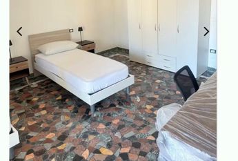 Via Piovese, Padova, Veneto 35127