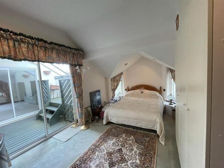 3 bedroom flat to rent - Photo 4