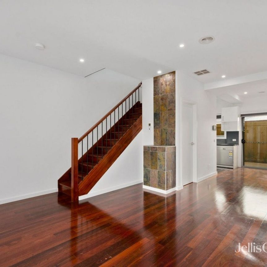 In the Heart of Altona North - Photo 1