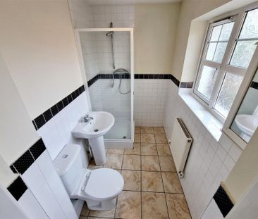 3 Bedroom House to Rent in Windsor Road, Rushden, NN10 0BB, NN10 - Photo 6
