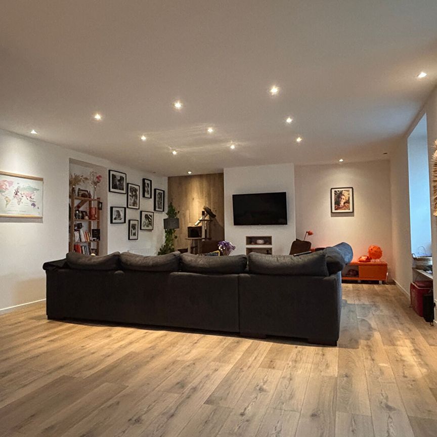 Location Appartement 4 pièces 117m² - Photo 1