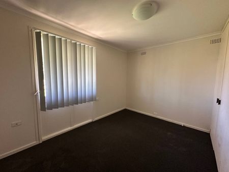 Home For Rent - Photo 5