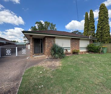 3 Bedroom Brick Home - Photo 2