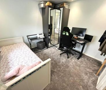 3 bedroom detached house to rent - Photo 6