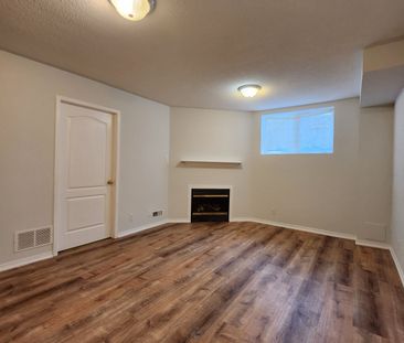 For Lease - 8 Bilbrough Street, Aurora, Ontario - Photo 4