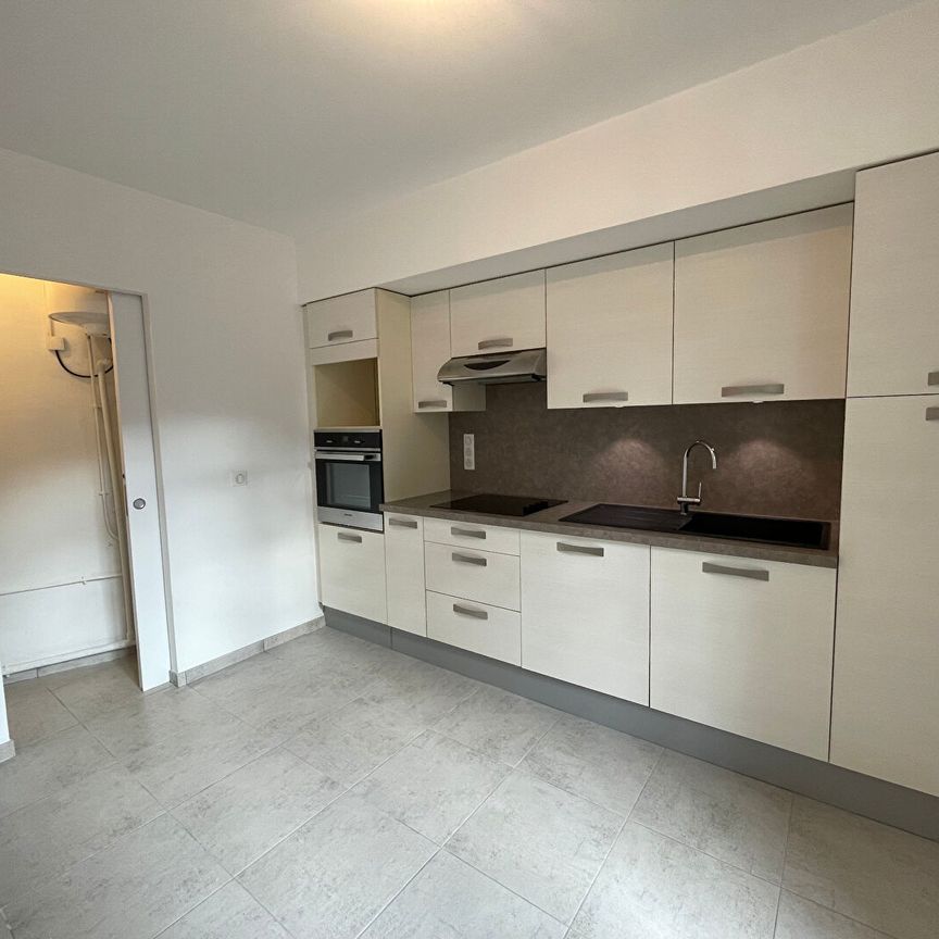 Location Appartement 3 pièces 80m² - Photo 1