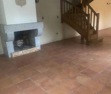 Location maison de village 3 pièces 95 m² à Saint-Salvadou (12200) - Photo 4