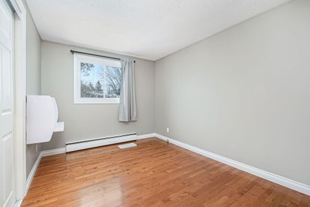 For Lease - 1513 QUEENSWOOD Crescent, Orleans - Cumberland and Area, Ontario - Photo 4