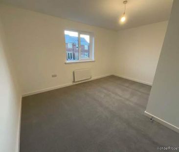 3 bedroom property to rent in Glasgow - Photo 3