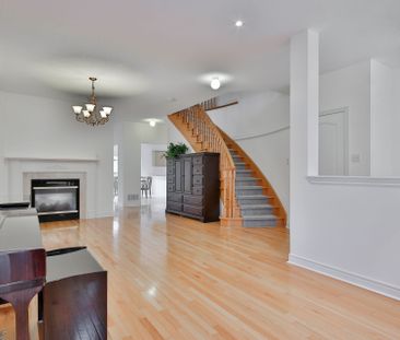 For Lease - 15 Briarglen Road, Markham, Ontario - Photo 2