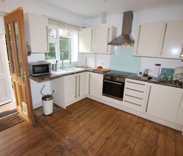 Nether Green, Sheffield - Photo 2