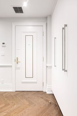 For Lease - 2 Clarendon Avenue Unit# 208, Toronto, Ontario - Photo 1