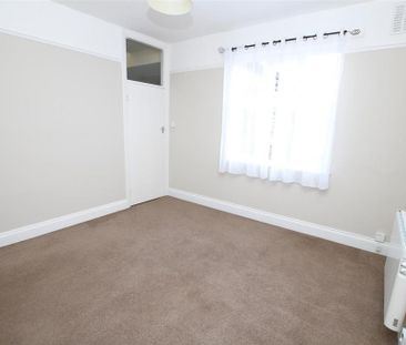 2 bedroom maisonette to rent - Photo 5
