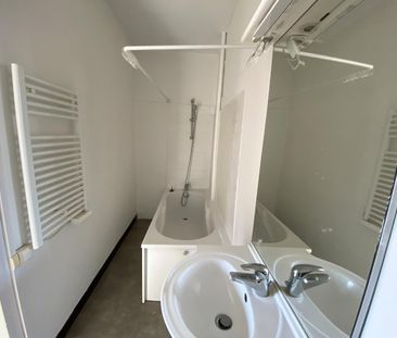 Location Appartement 3 pièces 57m² - Photo 1