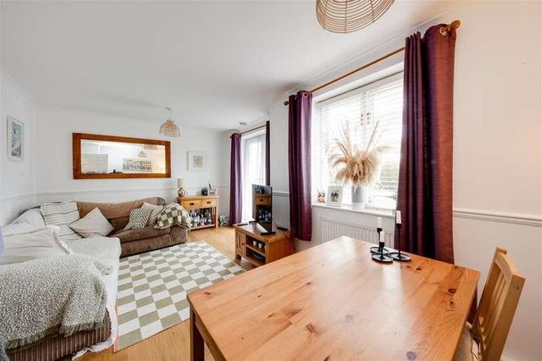 Island Row, London, Limehouse, E14 - Photo 1