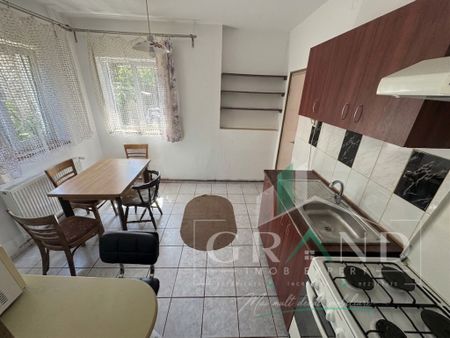 Casă 280 MP | 4 Camere | 4 Băi | 2 Bucătării | Garaj | M - Photo 5