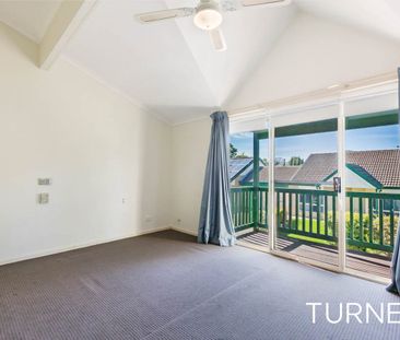 Spacious Townhouse in a Quiet Group. - Photo 3