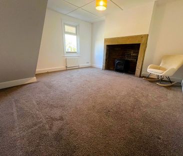 2 bedroom semi-detached house to rent - Photo 3