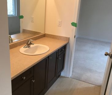 For Lease - 14 Peony Street Unit# Upper, Brampton, Ontario - Photo 3