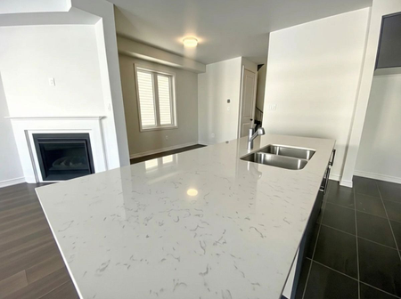 For Lease - 110 Sanderson Drive, Kawartha Lakes, Ontario - Photo 4