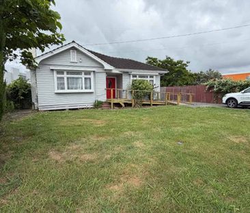 Extra Large Family Home - Photo 4