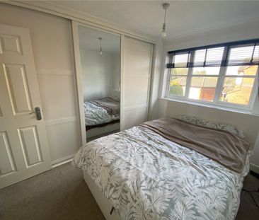 Catkin Way, Balderton, Newark, Nottinghamshire, NG24 - Photo 1