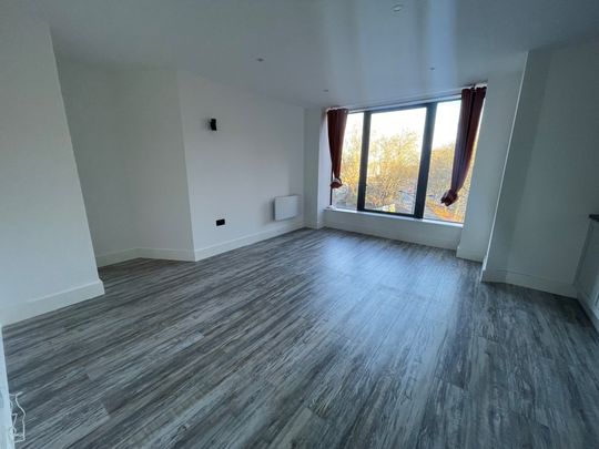 Clarence Street, Swindon - Photo 1