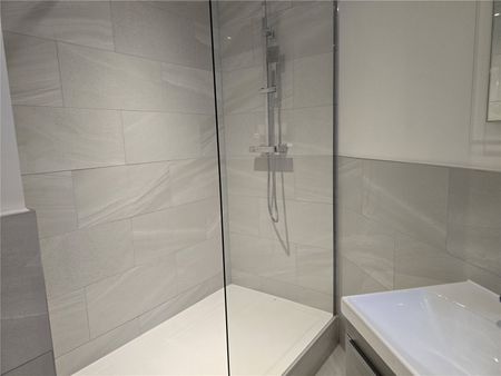 2 bedroom apartment to rent Monument Way, St. Leonards-on-Sea, East Sussex, TN38 - Photo 5