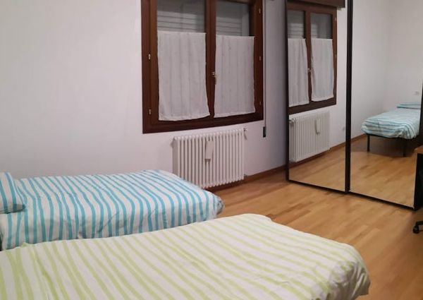 Via Vecchia, Padova, Veneto 35127