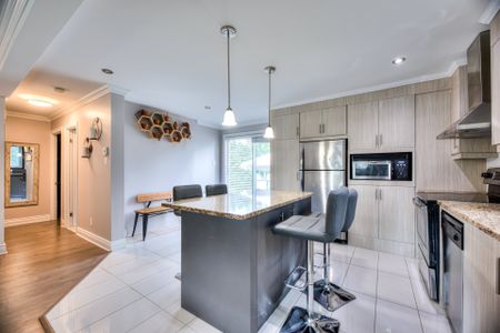 2461 Rue Bourdages, Longueuil (Le Vieux-Longueuil), J4M1P1 - Photo 4