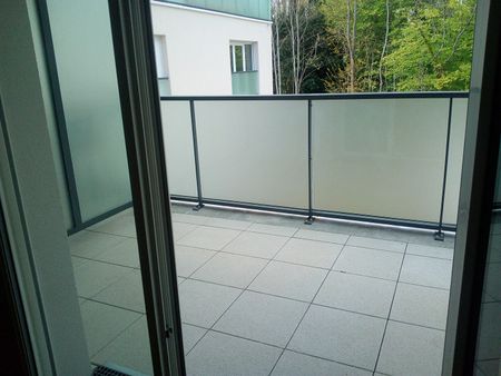 Location Appartement 3 pièces 66m² - Photo 4