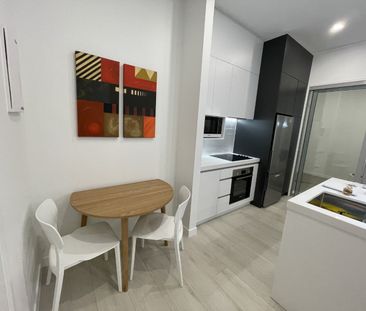 Furnished & Carpark Included - Photo 5