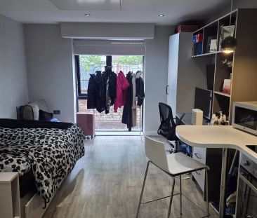Premier Studio - Photo 4