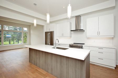 For Lease - 2 Vern Robertson Gate, Uxbridge, Ontario - Photo 3