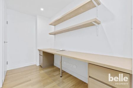 ONE OF THE FINEST WATERFRONT APTS IN RHODES | 199sqm ON TITLE For Rent - Photo 5