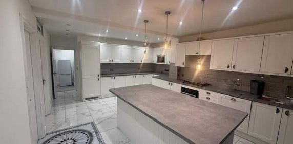 Room in a Shared House, Shere Road, IG2 - Photo 2