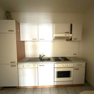 Schöne 1 Zimmer Wohnung direkt am Hauptplatz! - Photo 2