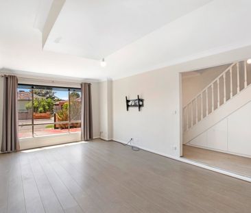 9 Roff Street, Reservoir VIC 3073 - Photo 2