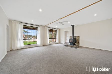 Rural 4 Bedroom Cottage - Photo 5