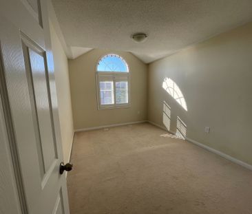 For Lease - 272 wetenhall landing Lane, Milton, Ontario - Photo 5