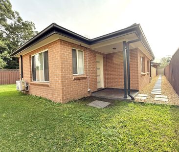 TWO BEDROOM BRICK VENEER GRANNY FLAT! - Photo 4