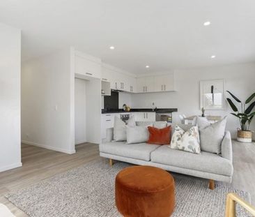 Superstar in Flatbush - Photo 3