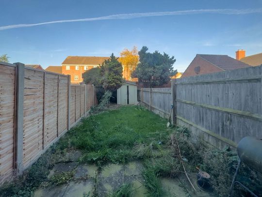 2 bedroom terraced house to rent - Photo 1