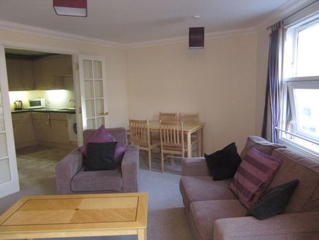 2 bedroom flat to rent - Photo 5