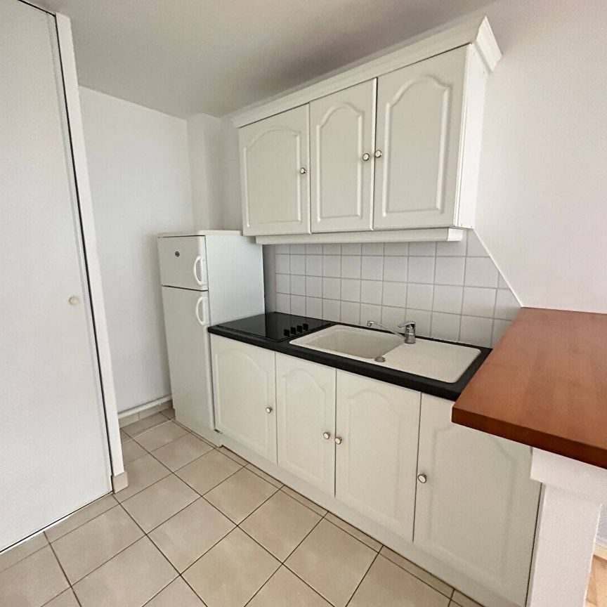 Location appartement 2 pièces 41.69 m² à Lille (59000) Saint Maurice - Photo 1