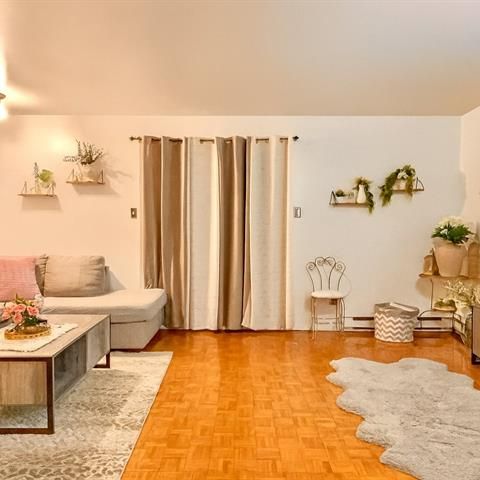 9010 Boul. Langelier - Photo 1