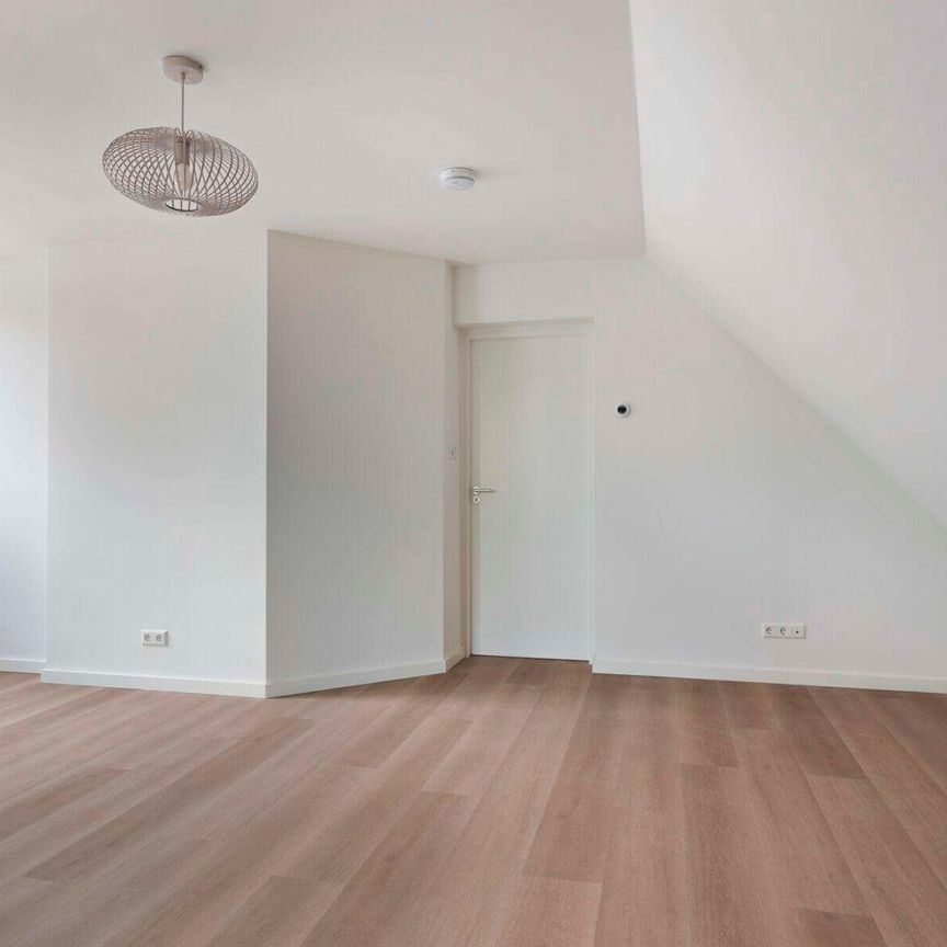 Dorpsstraat, Wilnis, Nederland - Foto 1